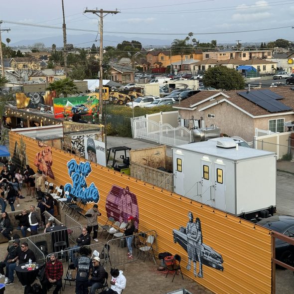 Portable sanitation rentals for music festivals | Copper collar services